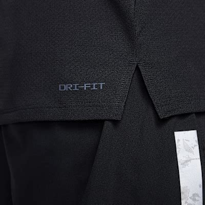 Nike Rise 365 Running Division Men's Dri-FIT Running Tank Top. Nike IN