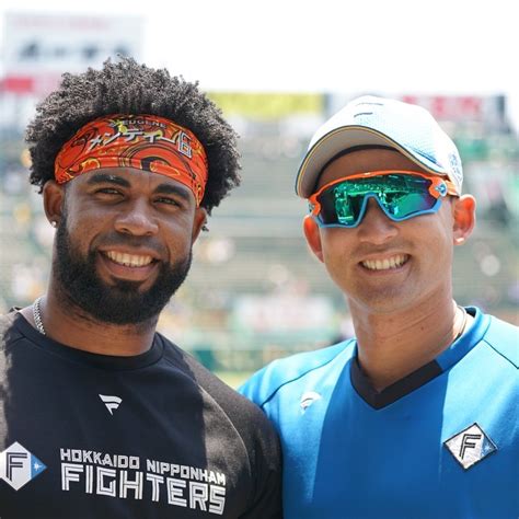 Hokkaido-Nippon-Ham-Fighters: メンディー and ケニー #アルカンタラ #杉谷拳士… - NPBHUB ...