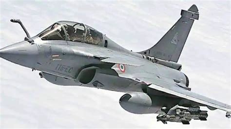 IAF Squadron leader killed as MiG-21 fighter jet crashes in Punjab ...