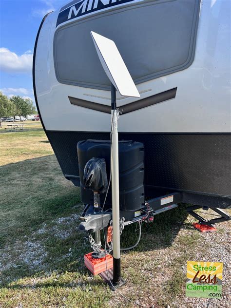 Antena Starlink instalada em motorhome
