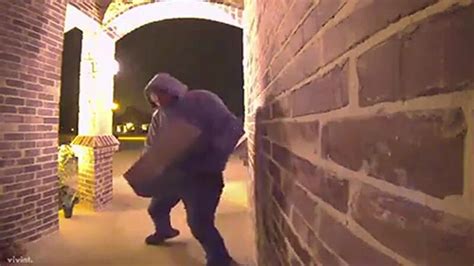 Lindale police asking for help with package theft investigation