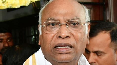 “எஸ்சி, எஸ்டி, ஓபிசி, சிறுபான்மை மாணவர்களுக்கான உதவித் தொகை குறைப்பு ...