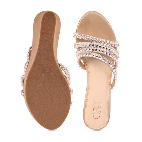 Multi Diamond Lace Gold Wedge – The CAI Store