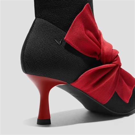 Pointed-Toe Ankle Heel Boots (Athena), BLACK RUBY RED, EU39 | VIVAIA