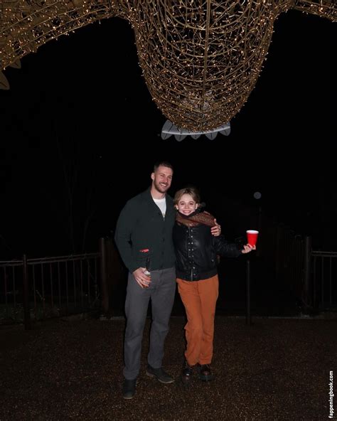 Emily Alyn Lind / emilylind Nude, OnlyFans Leaks, Fappening - FappeningBook