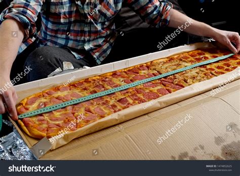 291 Pizza By Meter Images, Stock Photos & Vectors | Shutterstock