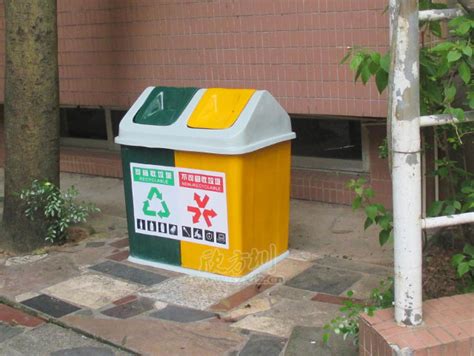 社区分类玻璃钢垃圾桶-环保垃圾桶厂家