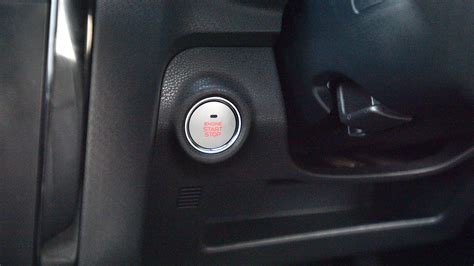 Isuzu MU-X 2017 4x4 Interior Car Photos - Overdrive