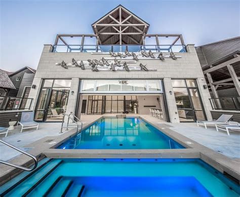 The 10 Best Magog Hotels with Free Parking 2023 (with Prices) - Tripadvisor