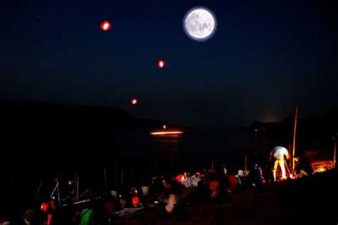 Naga Fireballs, Thailand - places to see in Naga Fireballs, best time ...