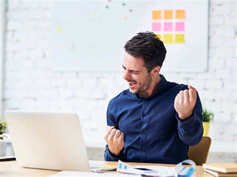 How to train your brain to be your best at work - Control your emotions ...