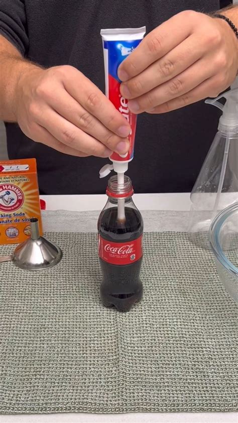 Coca-Cola Toothpaste 的图像结果