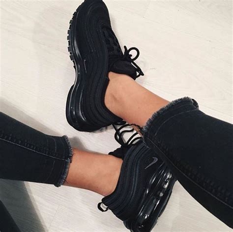The Ultimate Guide To Women's All Black Shoes: A Versatile And Timeless ...