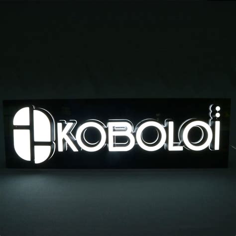 Backlit Building Signage 的图像结果