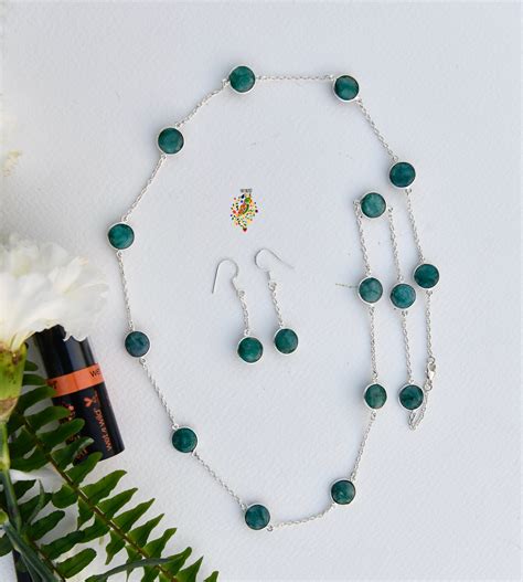 Dainty Emerald Set – Totapari