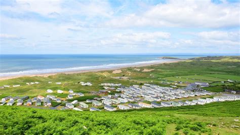 Llanelli Hotels from ₹ 3,910/night | Compare Best Hotels in Llanelli ...