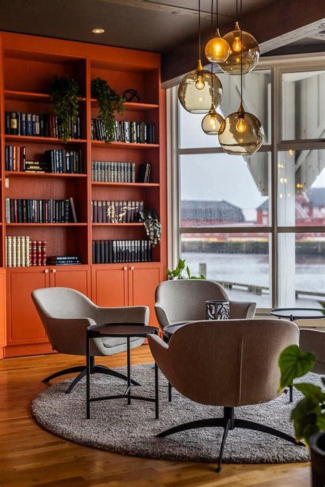 VILLA BRYGGEKANTEN (Henningsvaer) - Hotel Reviews, Photos, Rate ...