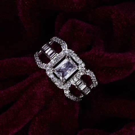 Max American Diamond Ring – Shona's Style