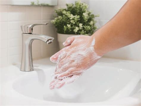 Why handwashing remains important despite COVID-19 vaccine: Common inf ...