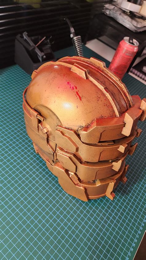 3D printed Dead Space Helmet : r/BambuLab