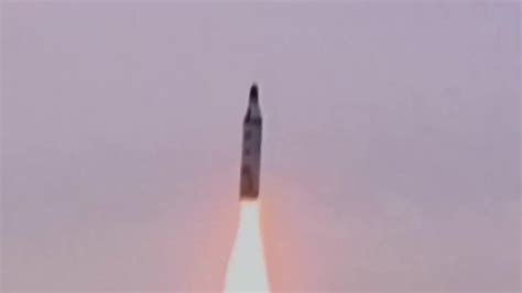 朝鲜12日发射两枚潜射战略巡航导弹_凤凰网视频_凤凰网