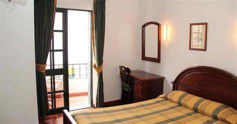 Residencial Santo António ₹ 5,129. Santa Cruz Hotel Deals & Reviews - KAYAK
