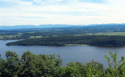 Lake Champlain , vermont, United States Of America - Top Attractions ...