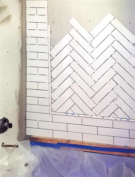 Herringbone Tile Pattern Layout