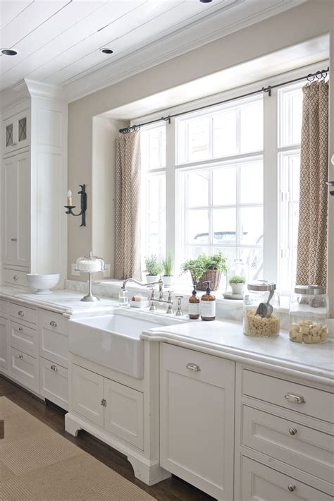 12 Kitchen Curtain Ideas