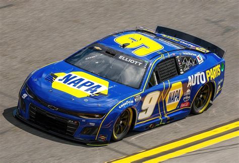 "Chase Elliott NASCAR 2025 Daytona 500 13""x19"" Poster Gloss Photo ...