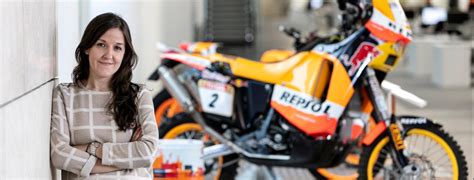 Conoce la trayectoria de Beatriz Domínguez en Lubricantes | Repsol