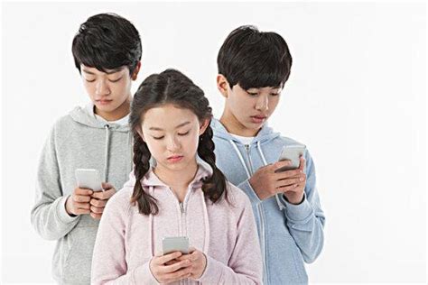 忧患，中国儿童青少年普遍手机成瘾，谁之过？ - 知乎
