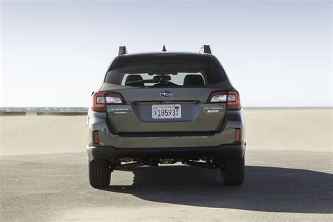 2016 Subaru Outback 2.5i Limited Review - Long-Term Update 4