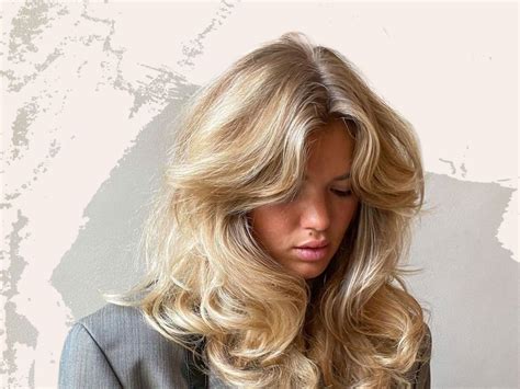 Farrah Fawcett Hairstyle 2022