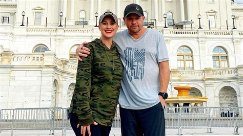 Remembering The Death of Chris LeDoux and His Flourishing Career in ...