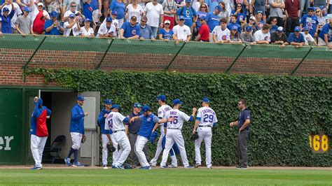 Cubs begin offseason by reuniting with member of 2016 squad | Chicago ...