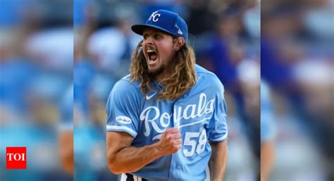 Cincinnati Reds: Scott Barlow Lands $2,500,000 Deal with Reds: Smart ...