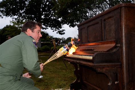 U.S., Royal Air Force officers commemorate Battle of Britain with piano ...