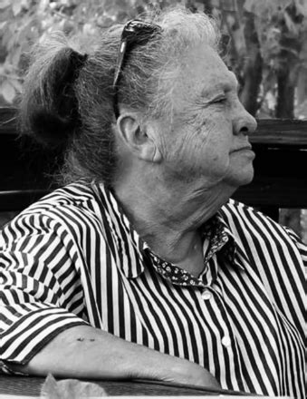 Irene Johnson Fields Obituary - 2023 - JC Kirby and Son Funeral Chapels SRS