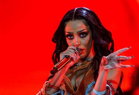 Doja Cat No Makeup Looks (Never Seen Before!!) – Stagbite