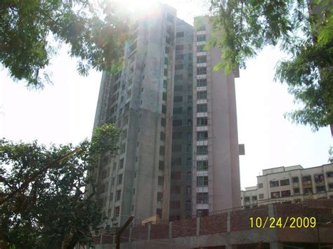 Flat / Apartment on Rent / Lease / Sale in Ekta Terraces, Kandivali ...