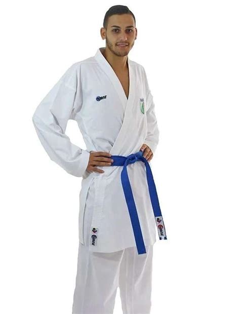 SMAI WKF Approved Karate Kumite pro fighter uniform (White-2) : Amazon ...