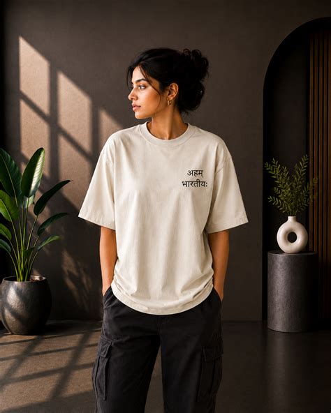 Aham Bhartiyam Graphic Oversized T-shirt – IndiCultura