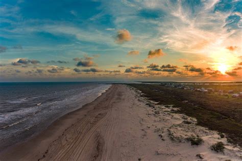 11 Beautiful Beaches Near Houston TX - Roaming the USA
