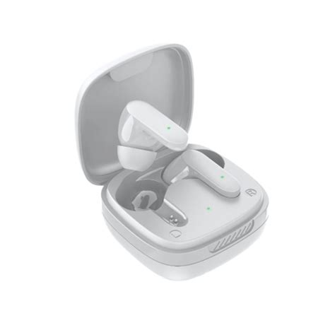 feLA | India's fastest growing brand