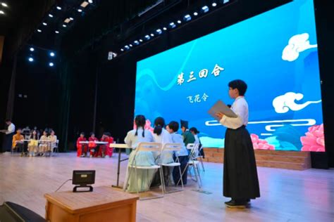 苏州海归学校举办首届SDG初中英语演讲比赛