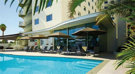 CROWN PROMENADE PERTH (Burswood) - Hotel Reviews, Photos, Rate ...