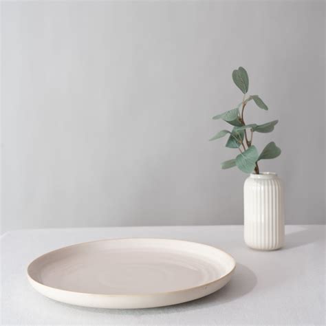 Vanilla Dust Dinner Plate- Ivory – haus & kinder