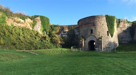 FERME DU COLOMBIER (Montreuil-sur-Mer) - Inn Reviews & Photos - Tripadvisor