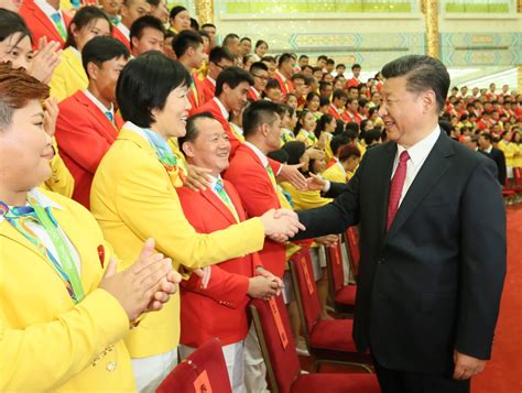 习近平在会见第31届奥运会中国体育代表团时表示：中国队加油！中国加油！---中国文明网